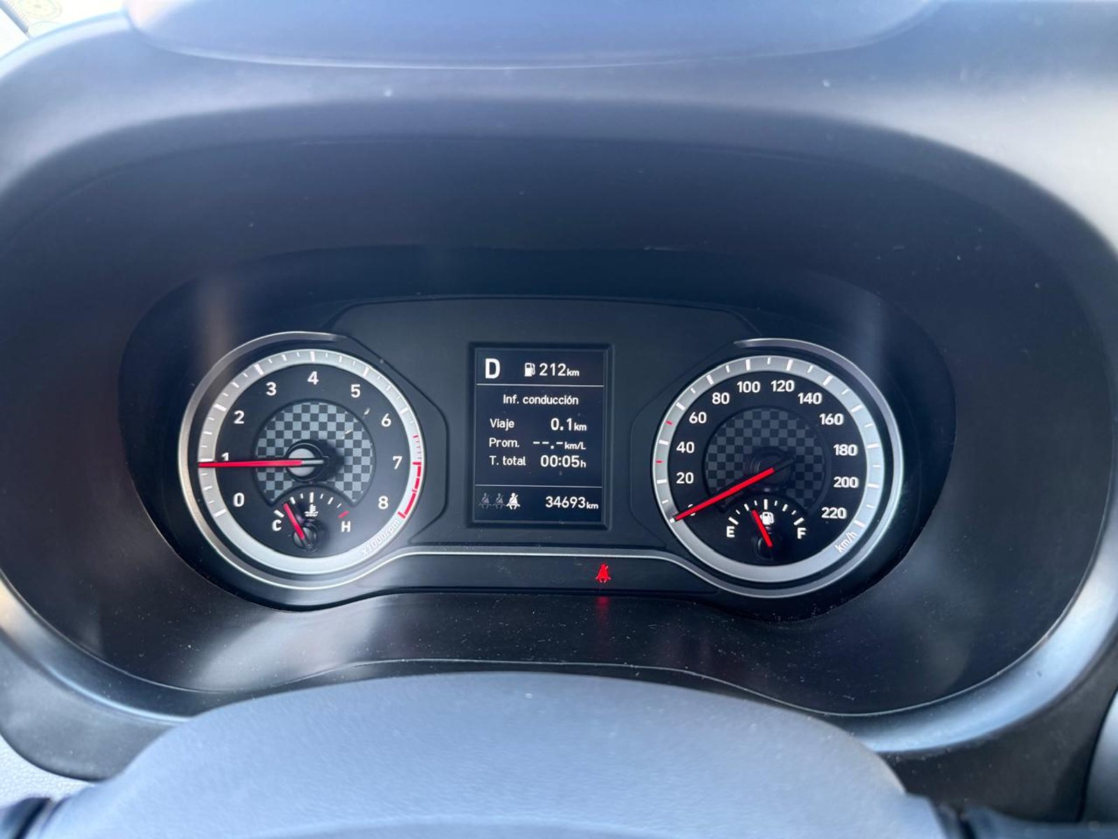 Hyundai GRAND I10 1.2 AUT 2025 - Imagen 15 de 20