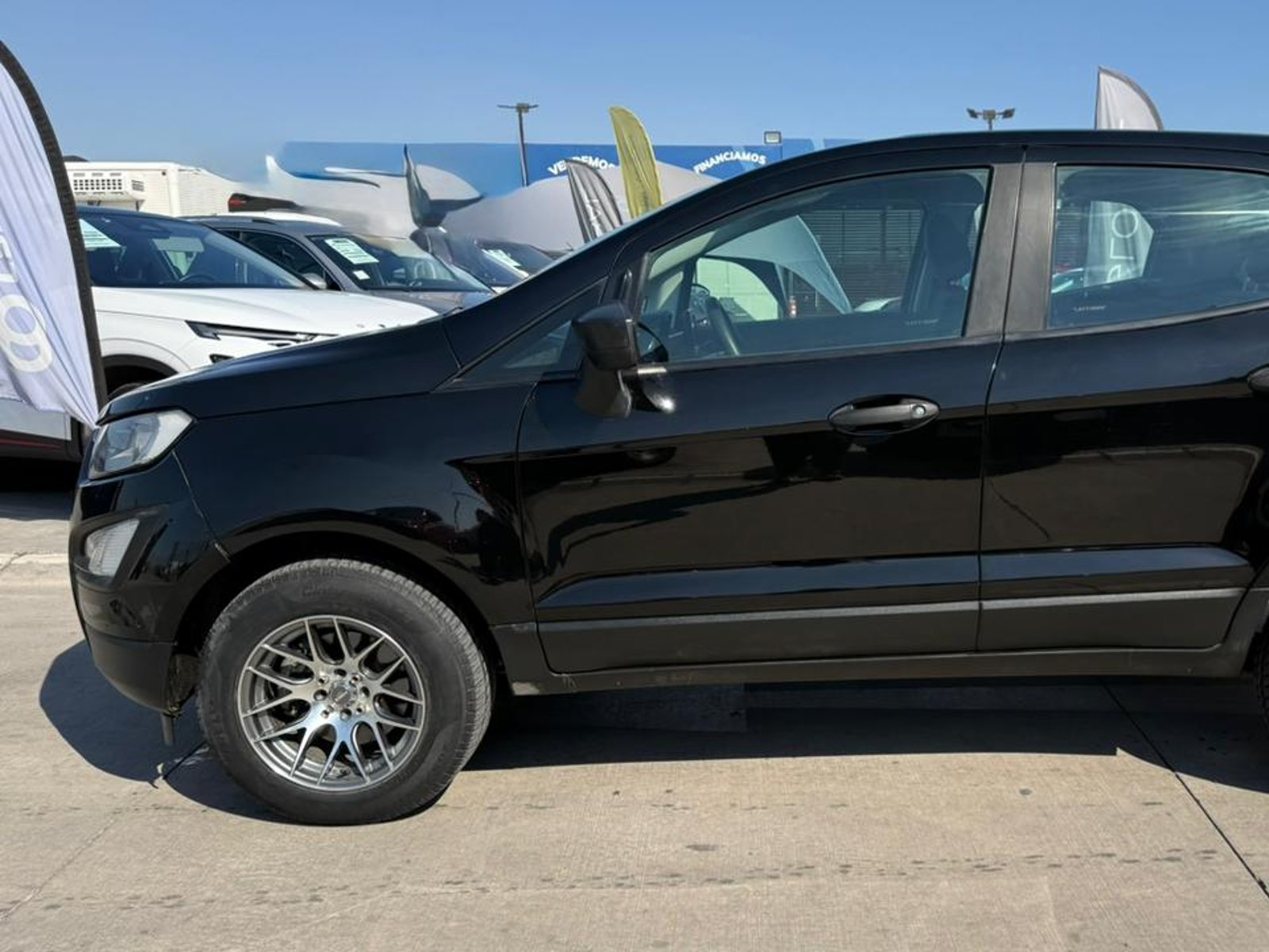 Ford ECOSPORT 1.5 2020 - Foto 2 de 17