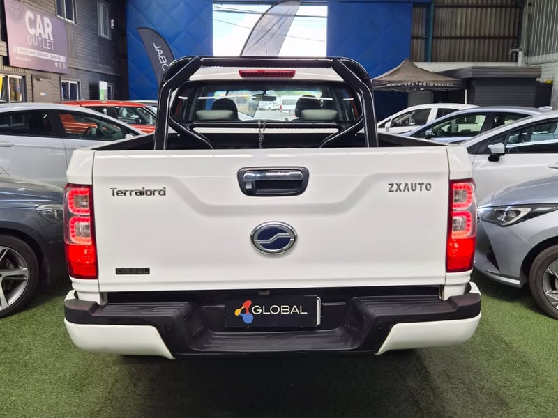 ZX Auto TERRALORD DCAB 2.5 2022 - Imagen 3 de 10