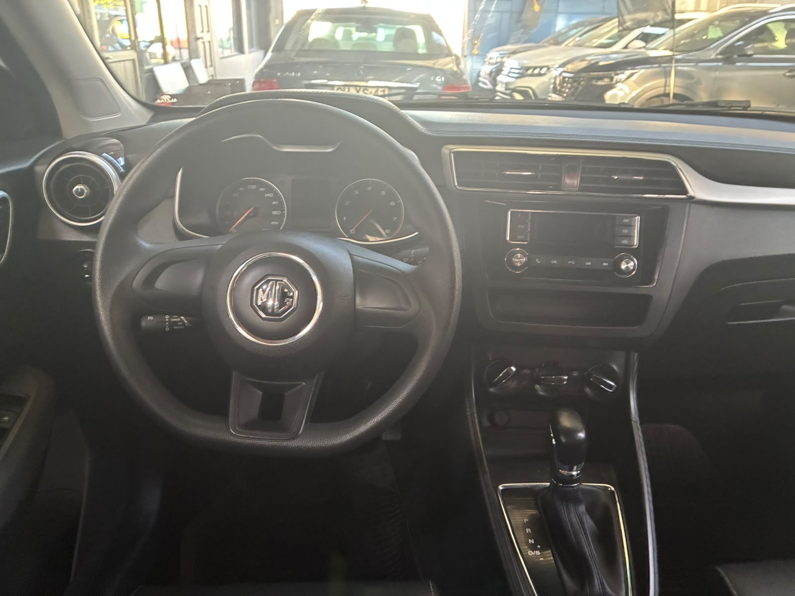 MG ZS 1.5 2023 - Imagen 9 de 11