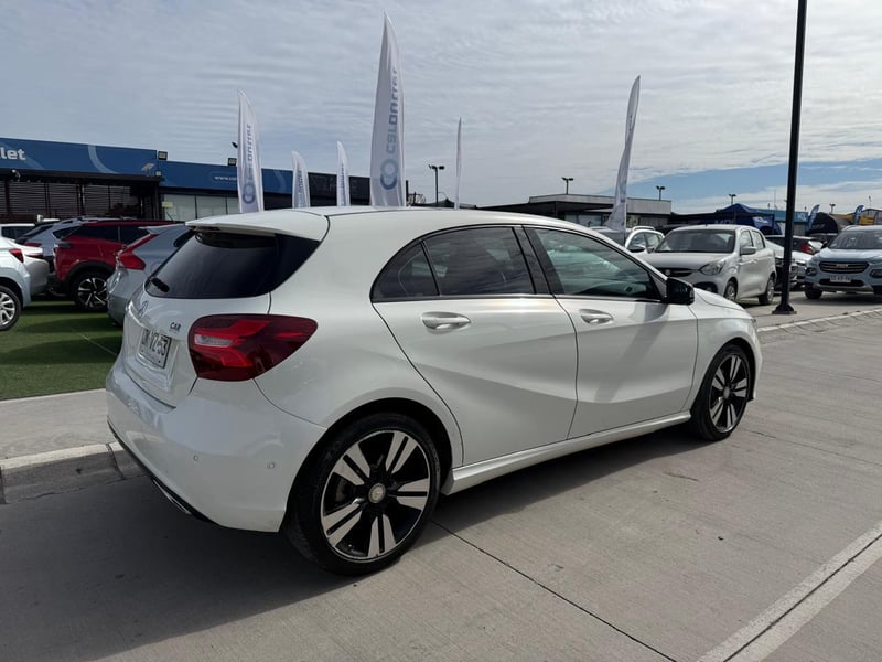 Mercedes-Benz A200 D 2017 - Imagen 5 de 20