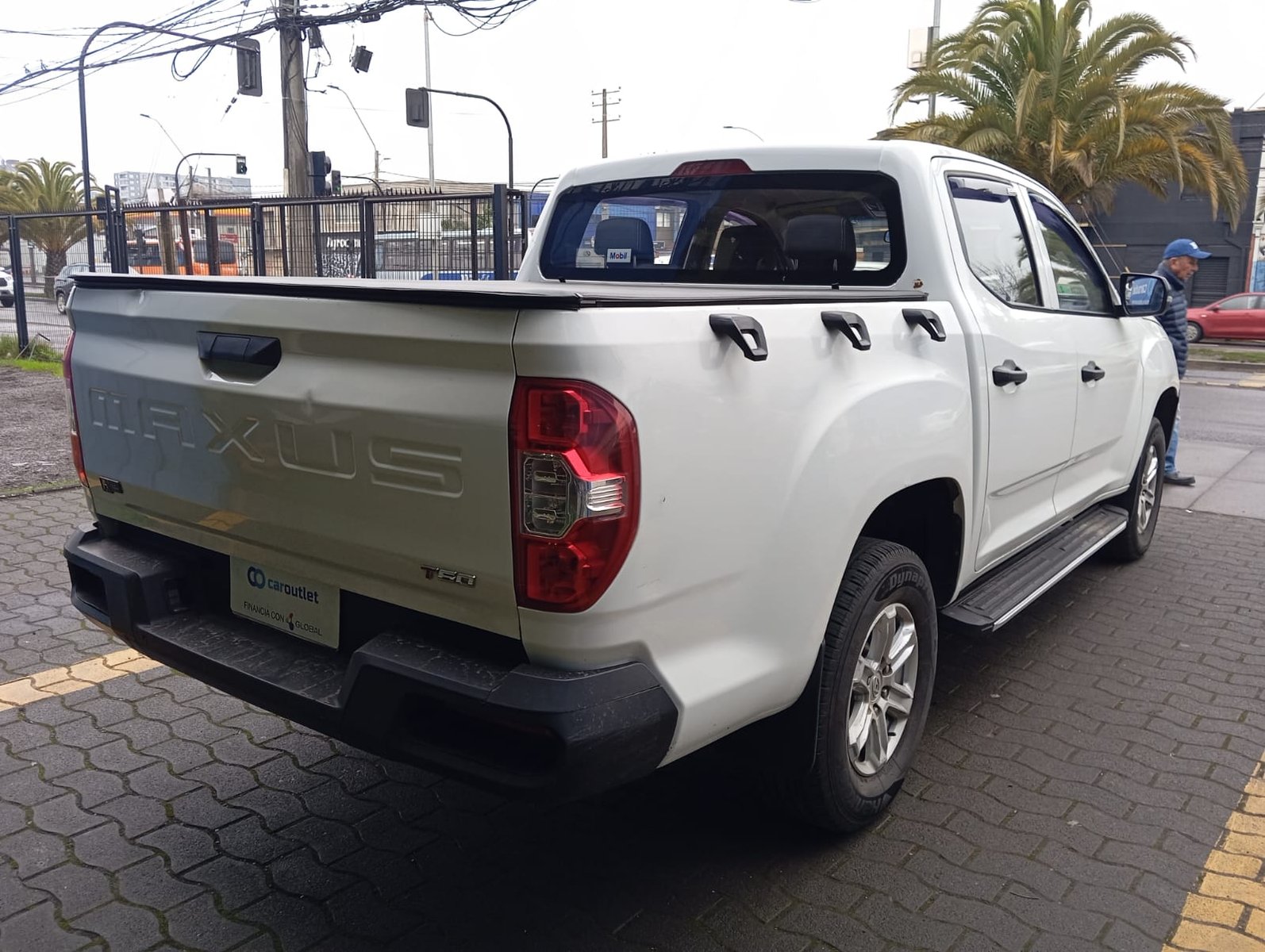 Maxus T60 DCAB 4X2 2.8 2021 - Foto 4 de 13