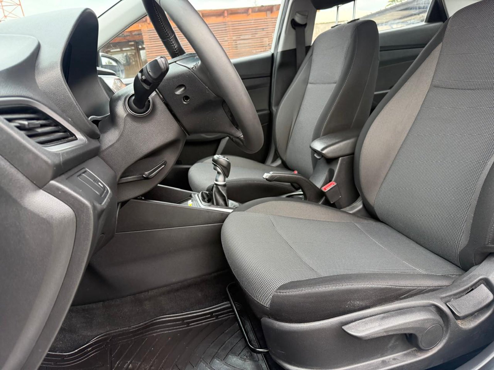 Hyundai ACCENT HCI 1.4 2023 - Imagen 11 de 20