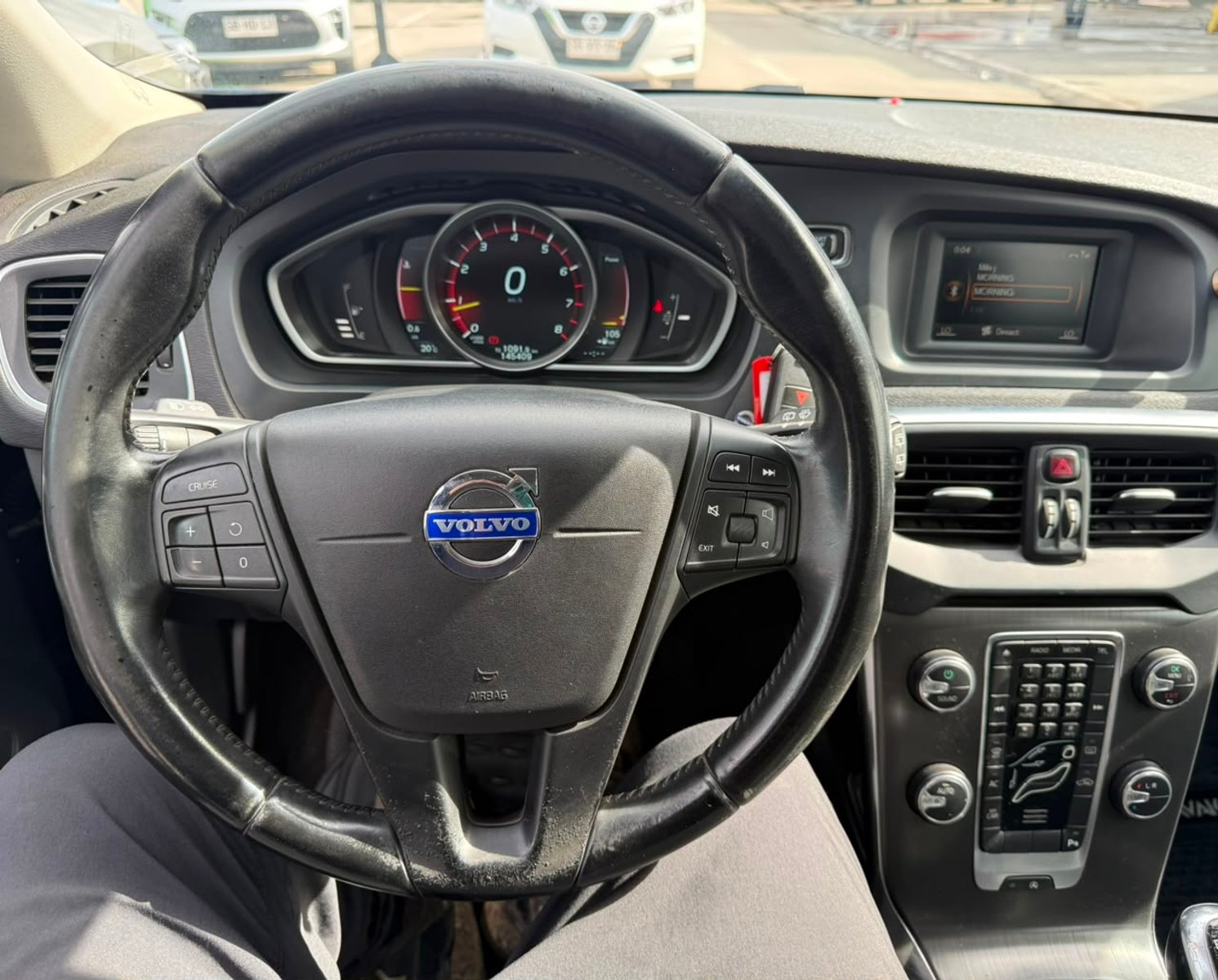 Volvo V40 T4 COMFORT 2015 - Imagen 12 de 19