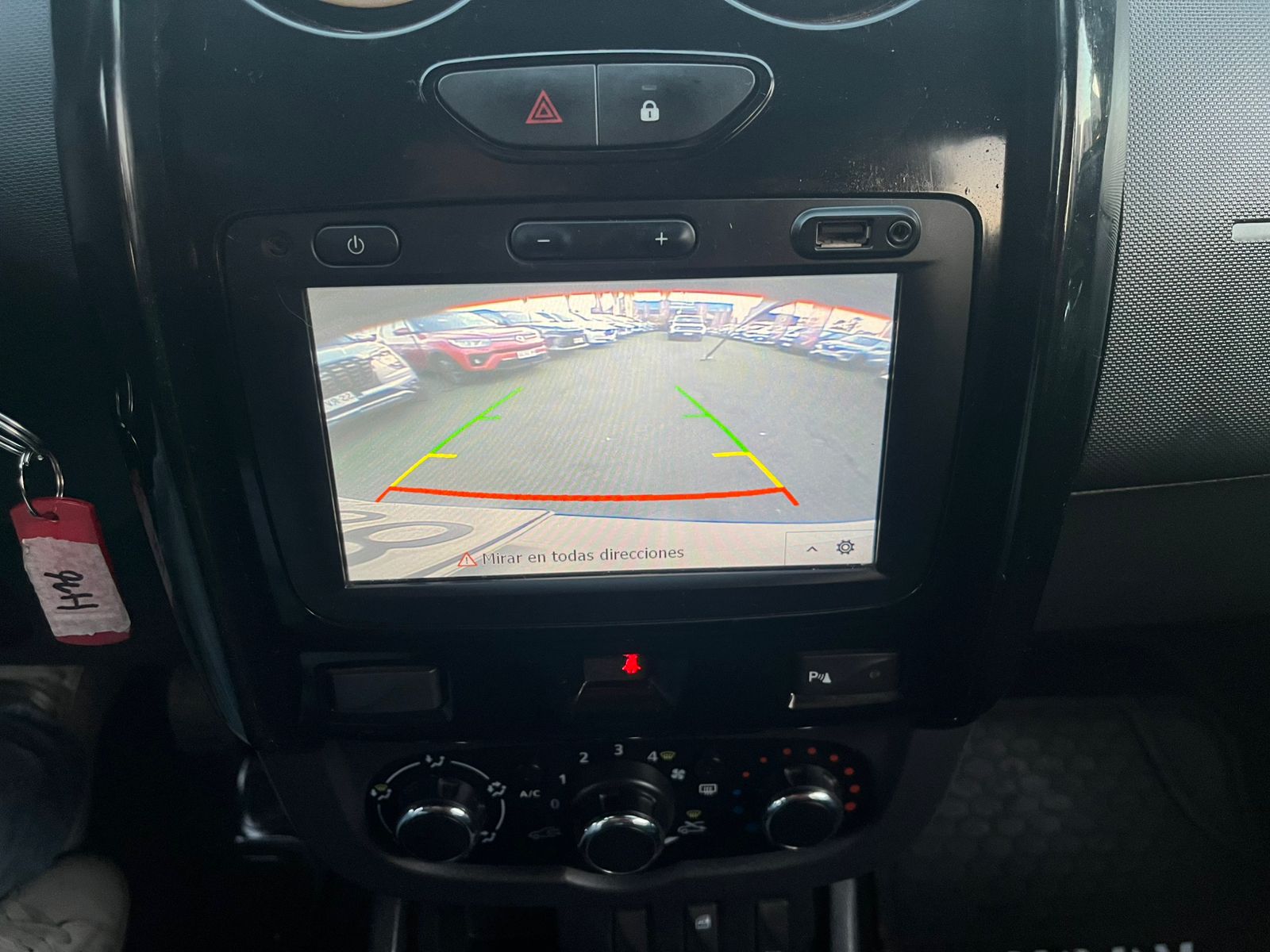 Renault DUSTER ZEN 1.6 2018 - Imagen 15 de 18