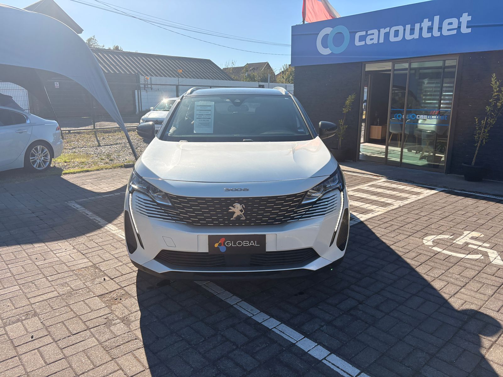 Peugeot 3008 BLUE HDI 130 EAT8 1.5 AUT 2024 - Imagen 6 de 10