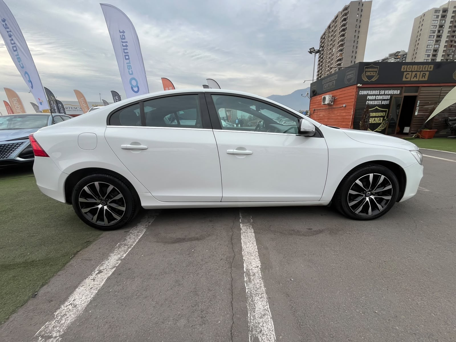 Volvo S60 T3 COMFORT 2018 - Imagen 6 de 19