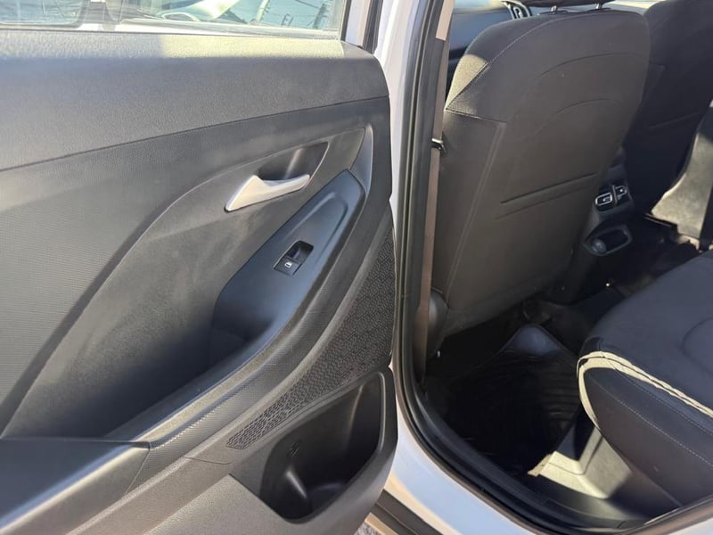 Hyundai CRETA SU2ID MPI CVT 1.5 2025 - Imagen 18 de 20