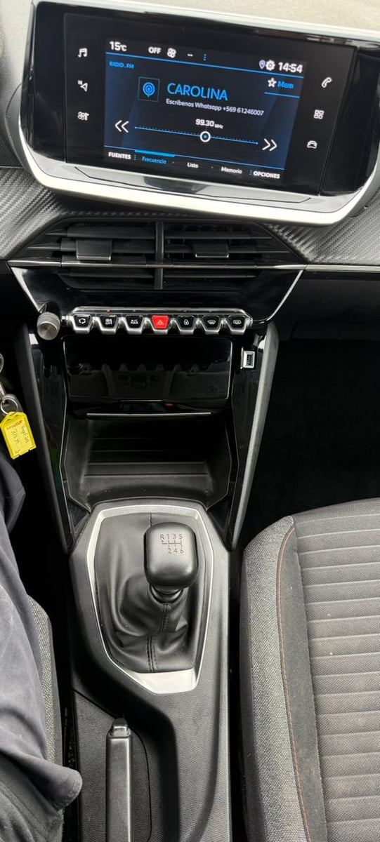 PEUGEOT 208 ALLURE BLUEHDI 1.5 2021 - Imagen 15 de 18