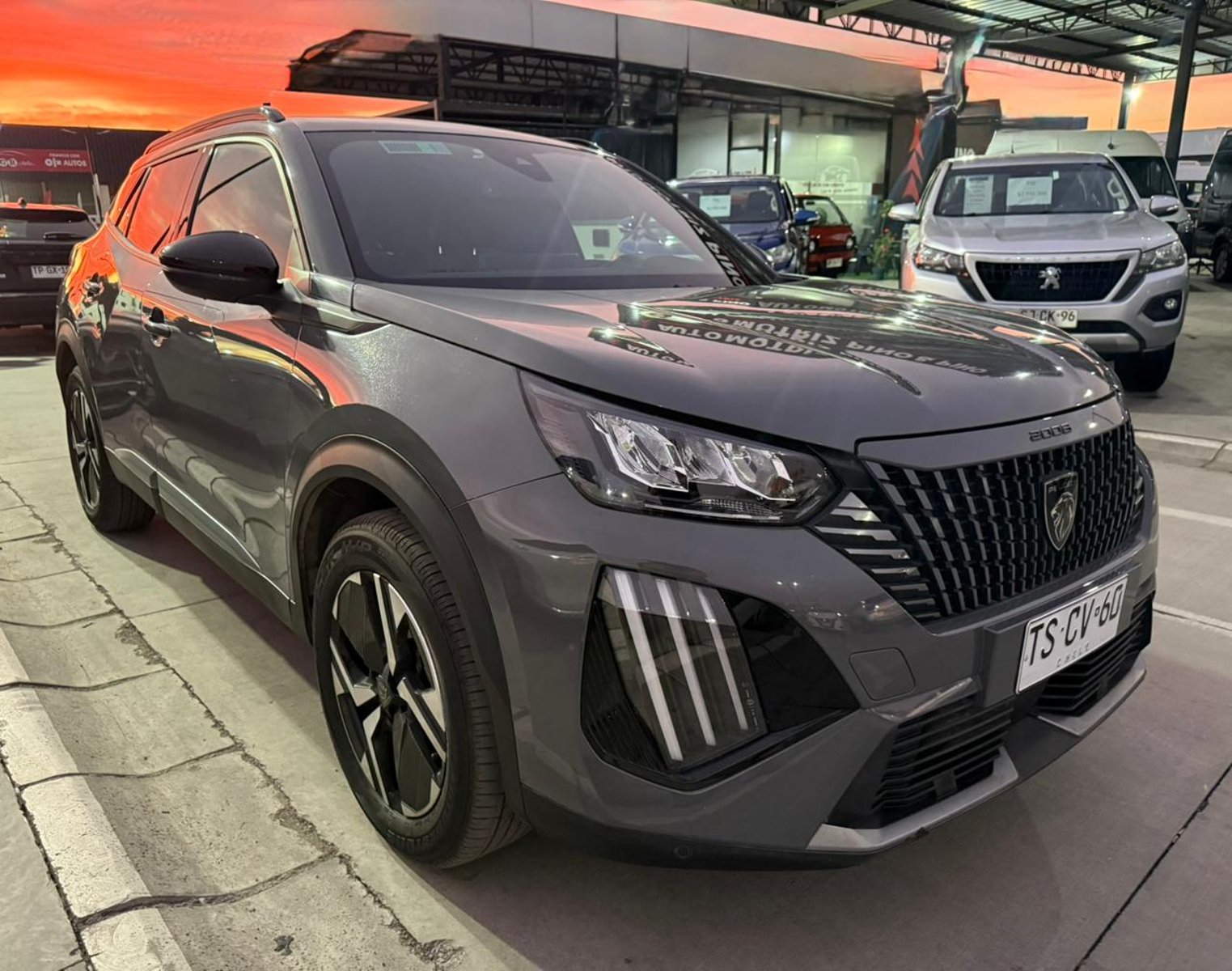 PEUGEOT 2008 ALLURE 130 1.2 AUT 2024 - Imagen 7 de 19