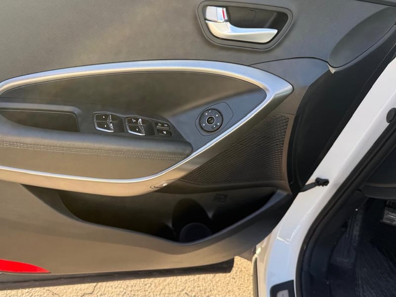Hyundai GRAND SANTA FE NC 3.3 GLS 2WD 2019 - Imagen 12 de 20