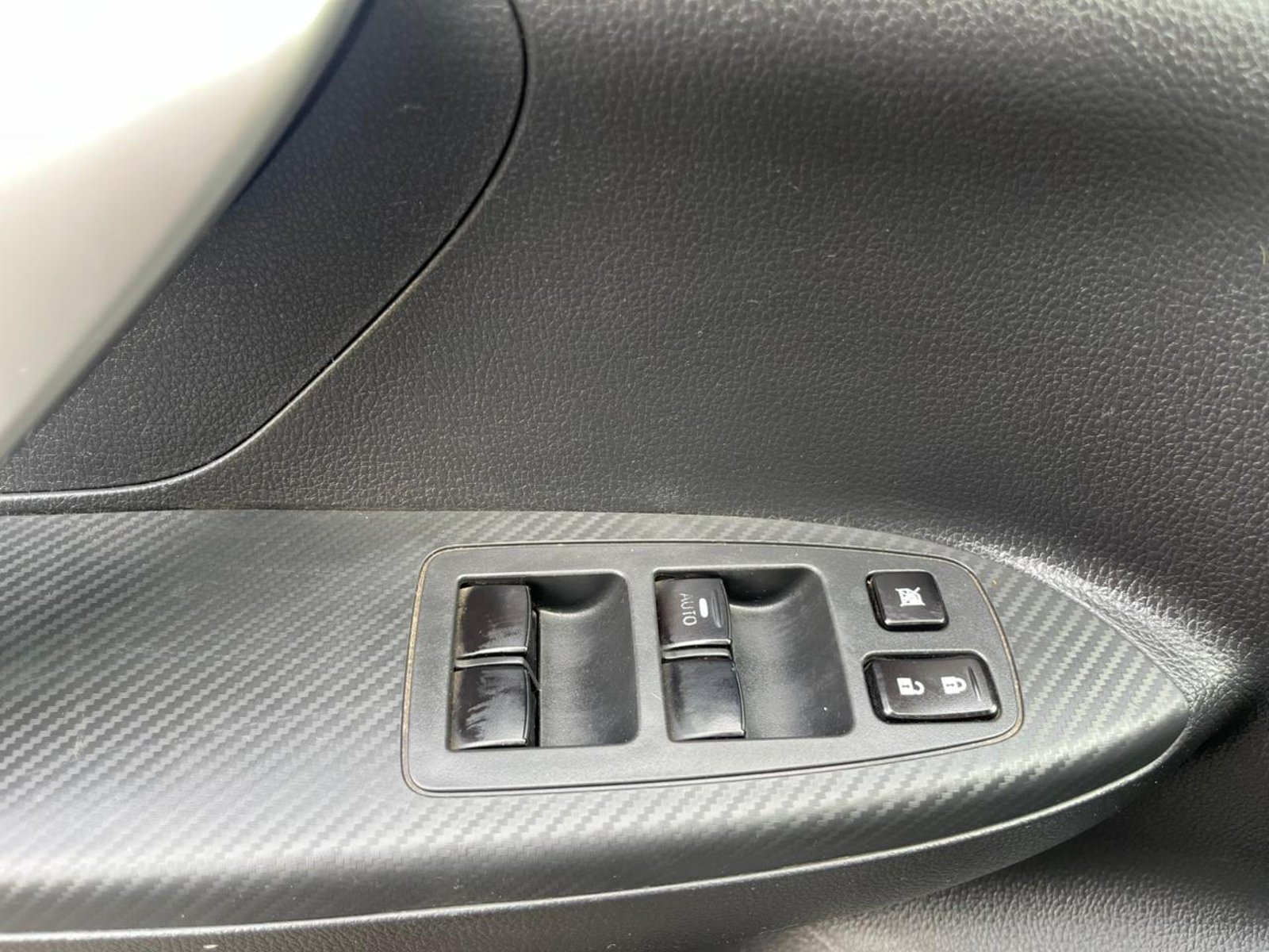 Mitsubishi ECLIPSE CROSS RX 1.5 AUT 2022 - Imagen 9 de 19
