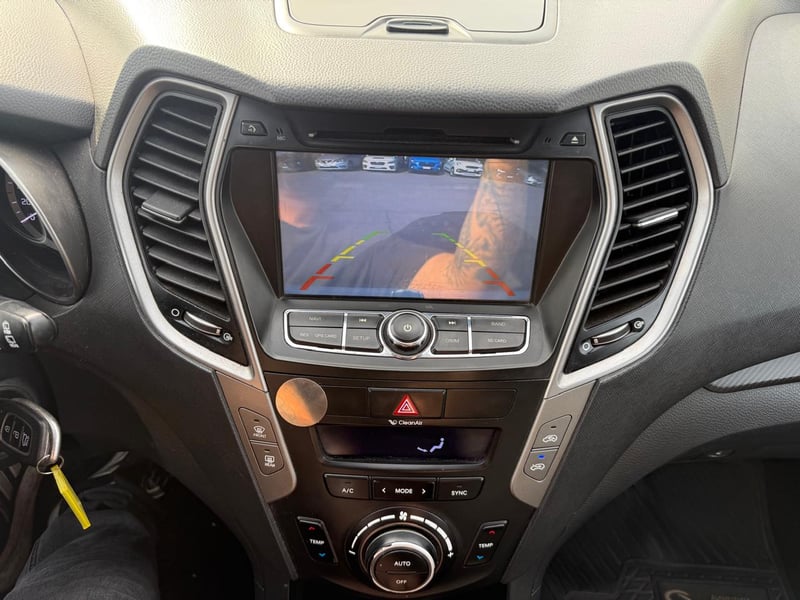Hyundai SANTA FE 2.4 GLS 2WD 2017 - Imagen 16 de 20