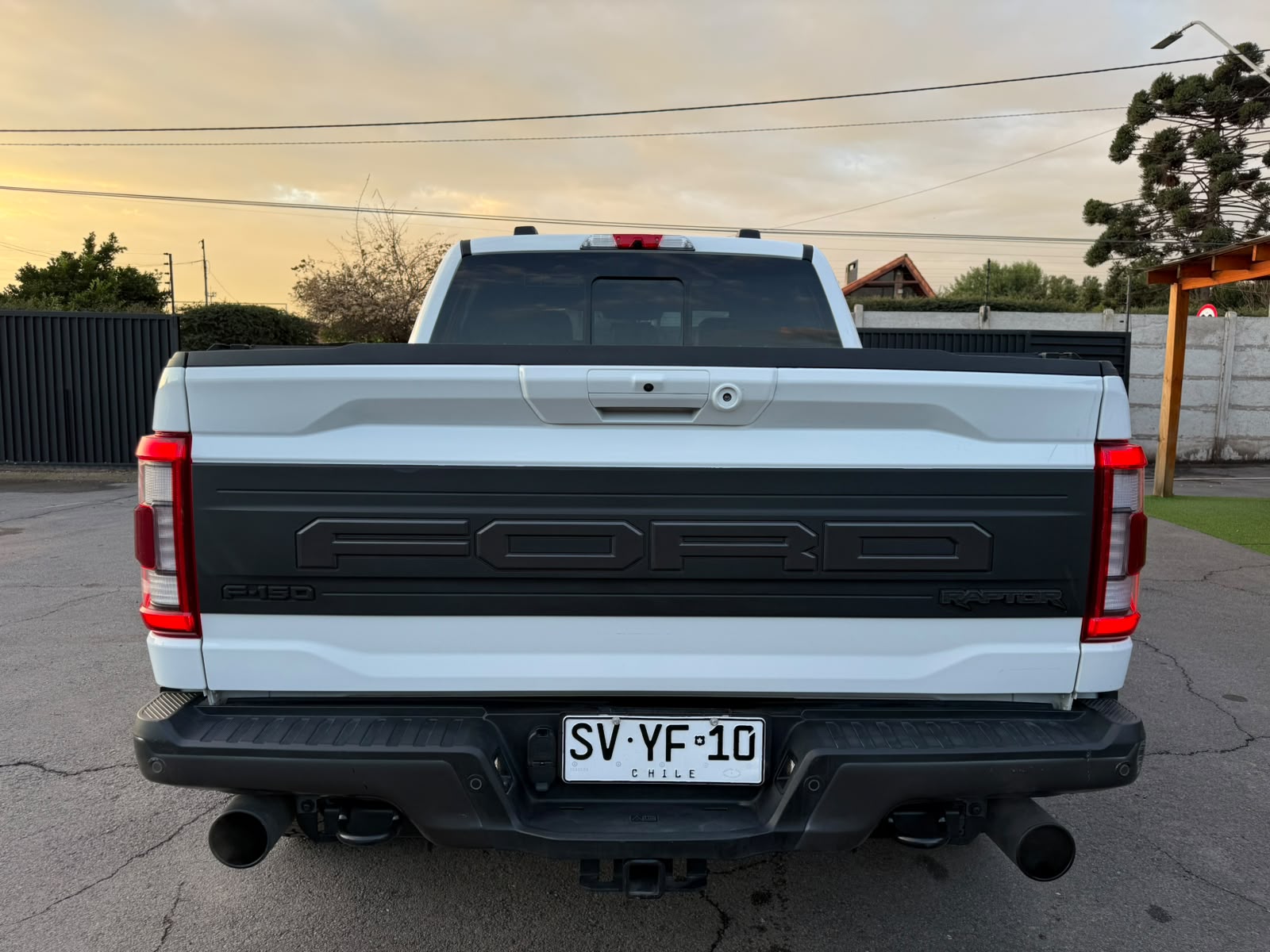 Ford F150 RAPTOR 4X4 3.5 AUT 2023 - Foto 4 de 20