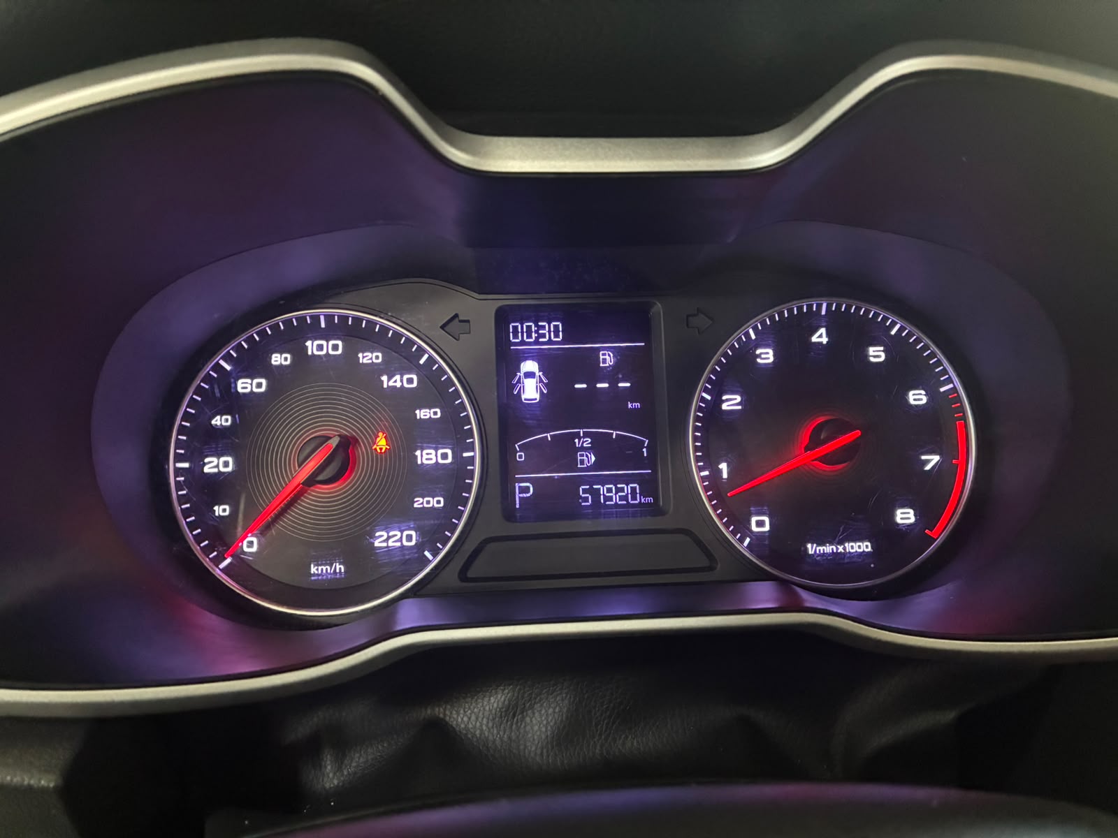 MG ZS 1.5 2023 - Imagen 10 de 11