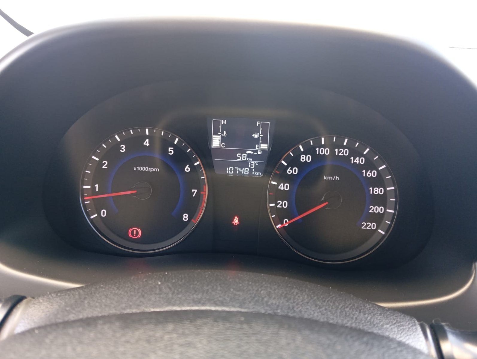 Hyundai ACCENT RB 1.4 GL AC 2018 - Imagen 9 de 13