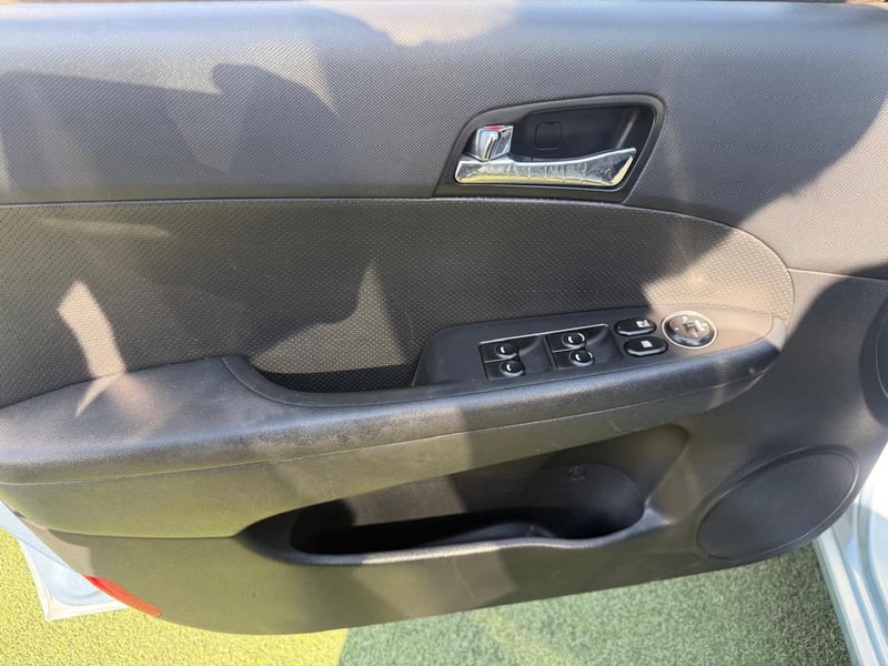 Hyundai I-30 2.0 GLS AC 2AB 2013 - Imagen 11 de 19