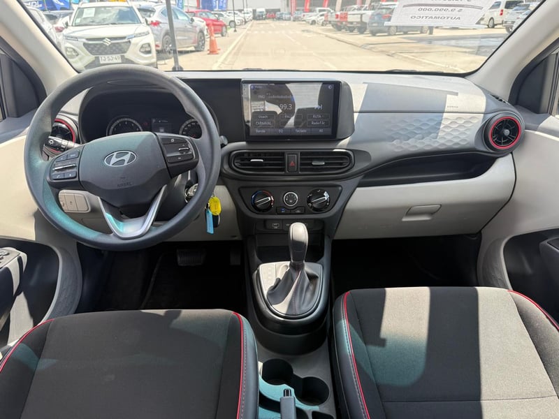 Hyundai GRAND I10 1.2 AUT 2025 - Imagen 12 de 20
