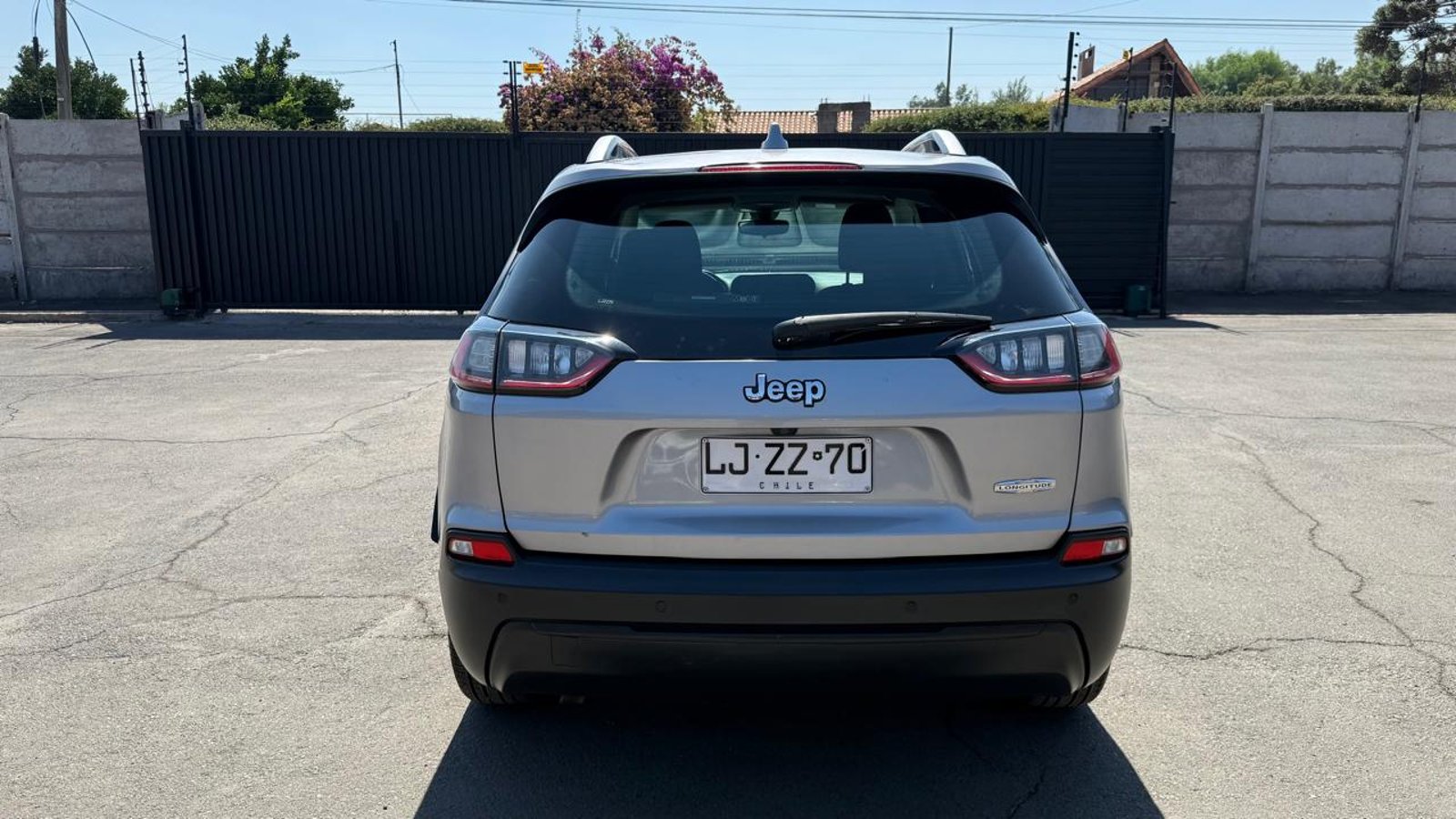 Jeep CHEROKEE LONGITUDE 4X2 2019 - Imagen 4 de 20