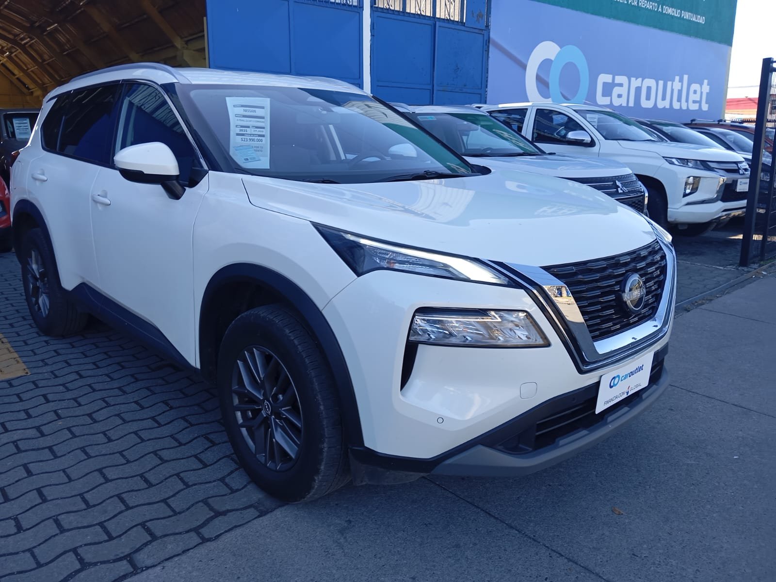 Nissan X TRAIL 4X2 2.5 AUT 2025 - Foto 3 de 10