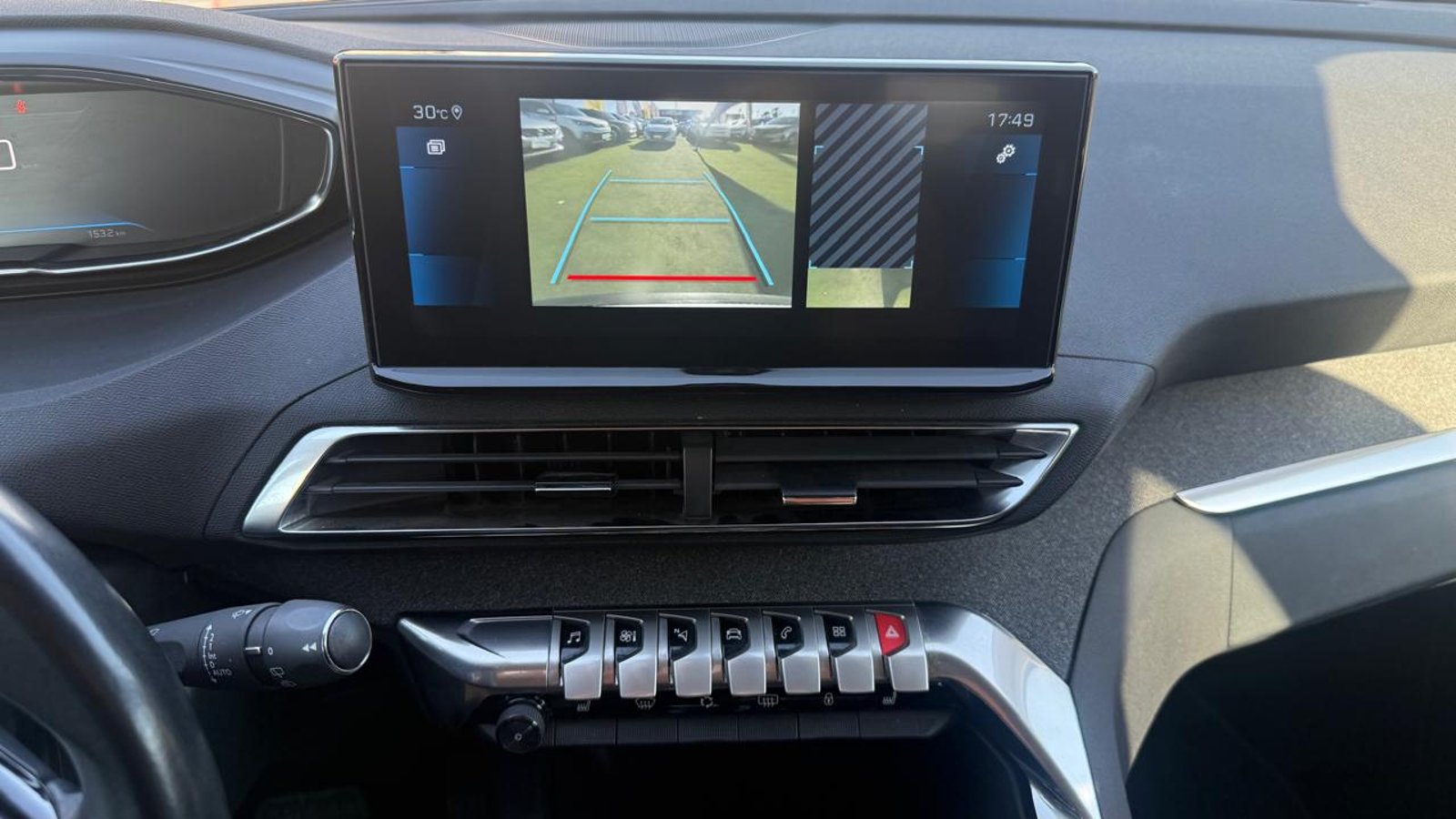 Peugeot 3008 THP 165HP 1.6 AUT 2022 - Imagen 16 de 20