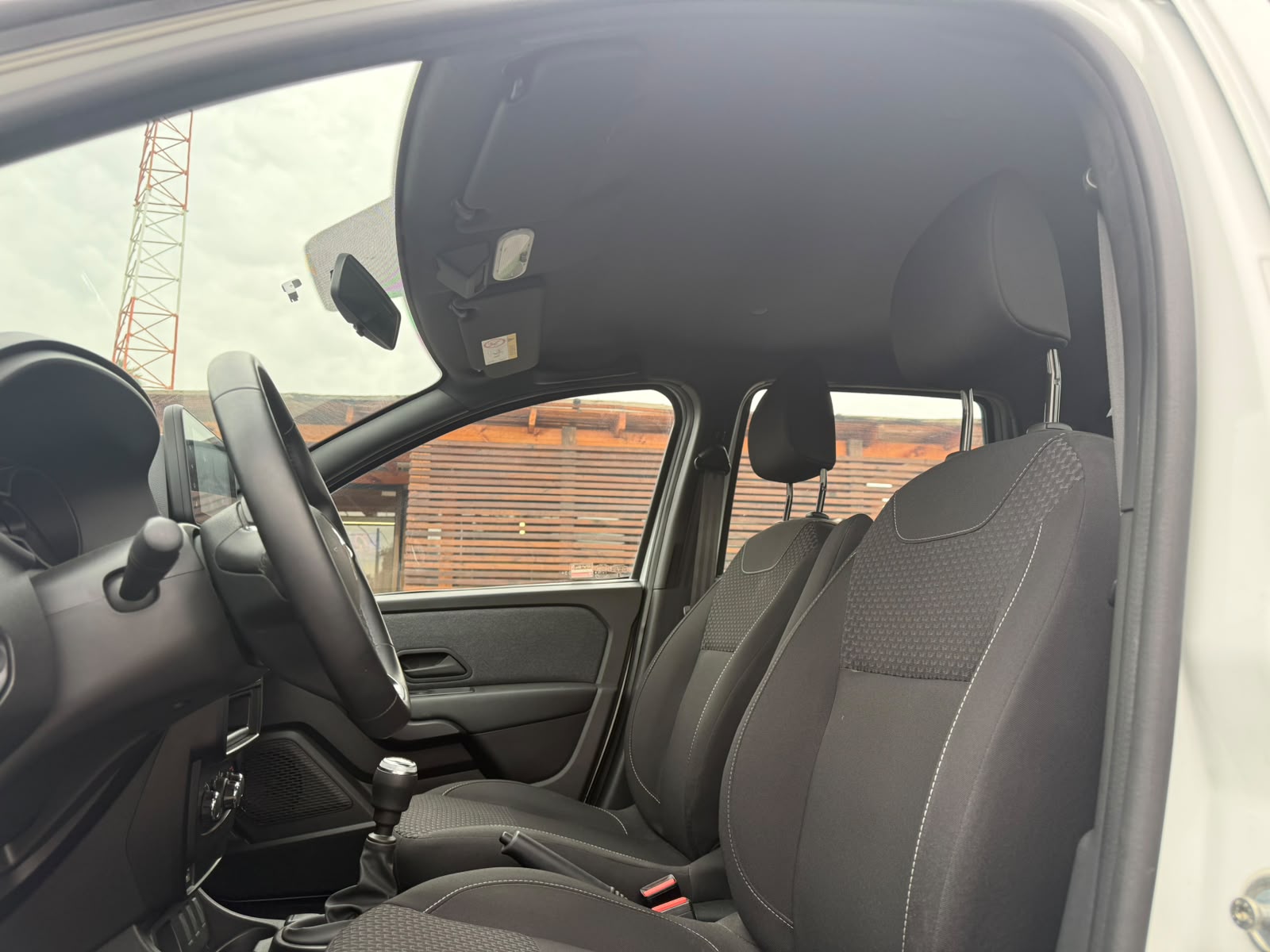 Renault OROCH ZEN 1.6 2025 - Imagen 9 de 20