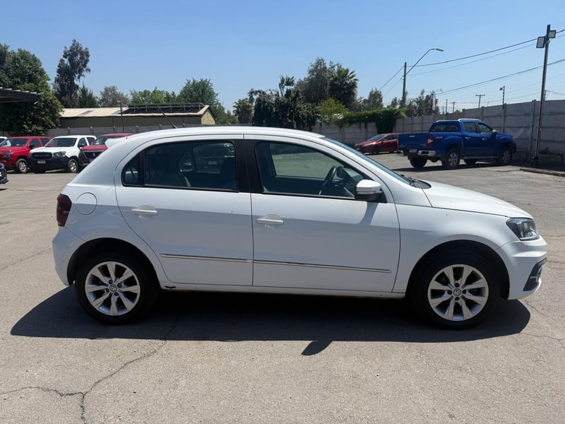 Volkswagen GOL TRENDLINE 1.6 2018 - Imagen 6 de 19