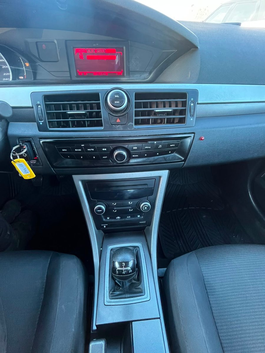 MG 6 MAGNETTE 1.8 2014 - Imagen 13 de 15