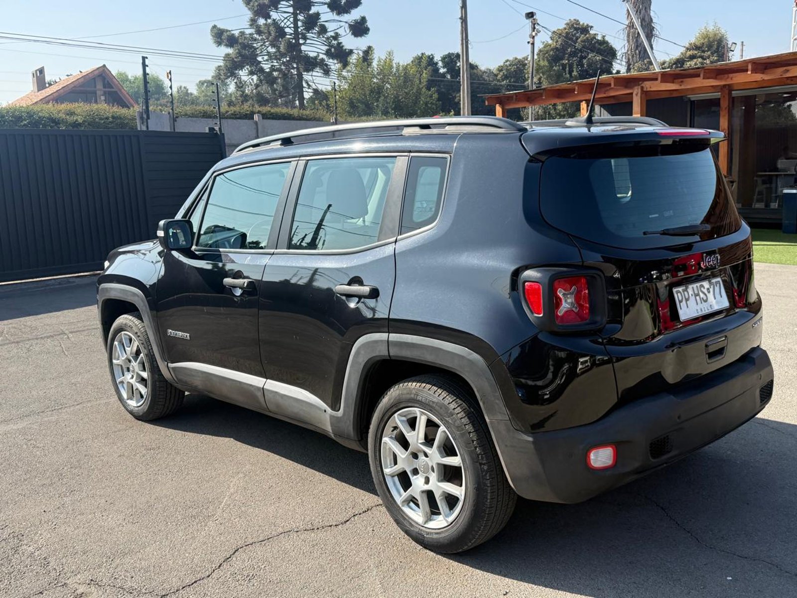 Jeep RENEGADE SPORT 1.8 2021 - Foto 3 de 20