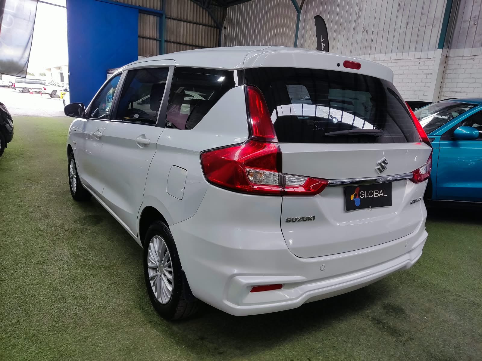 Suzuki ERTIGA GL 1.5 AUT 2019 - Foto 3 de 14