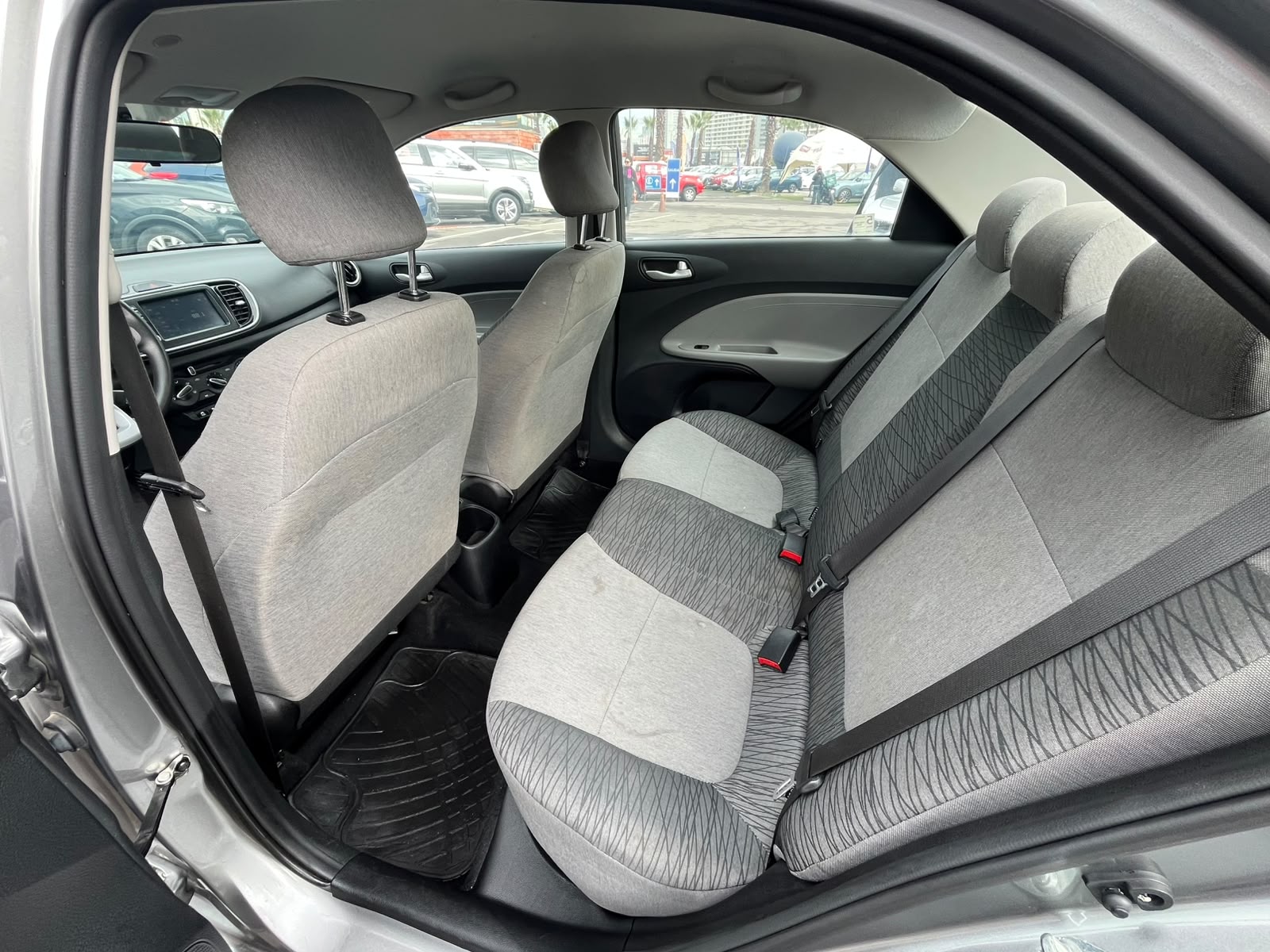 Kia SOLUTO MPI 1.4 2025 - Imagen 16 de 17