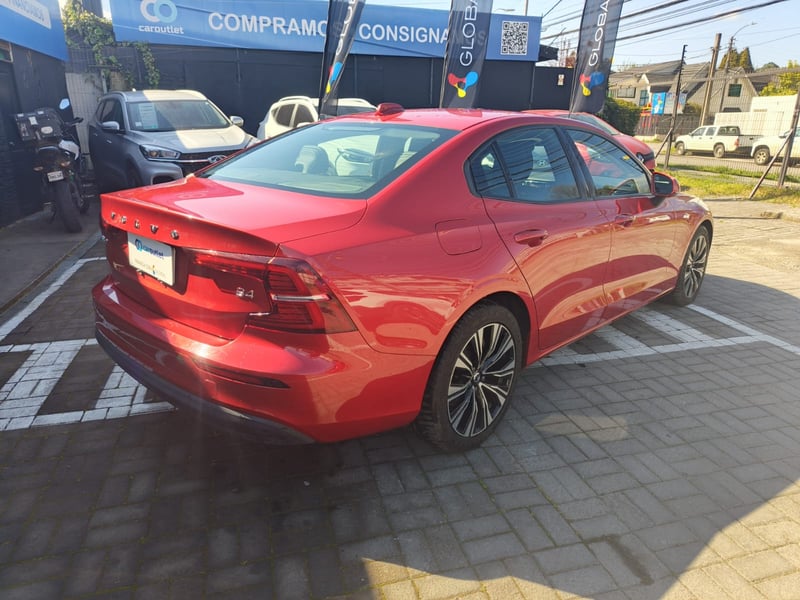 Volvo S60 II B4 2.0 AUT 2023 - Imagen 4 de 12