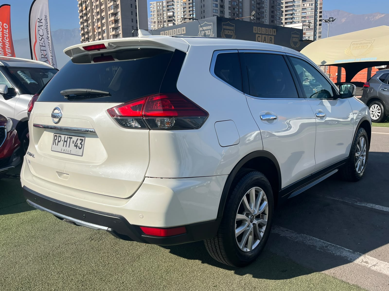 NISSAN X TRAIL T32 CVT 2.5 AUT 2022 - Foto 5 de 18