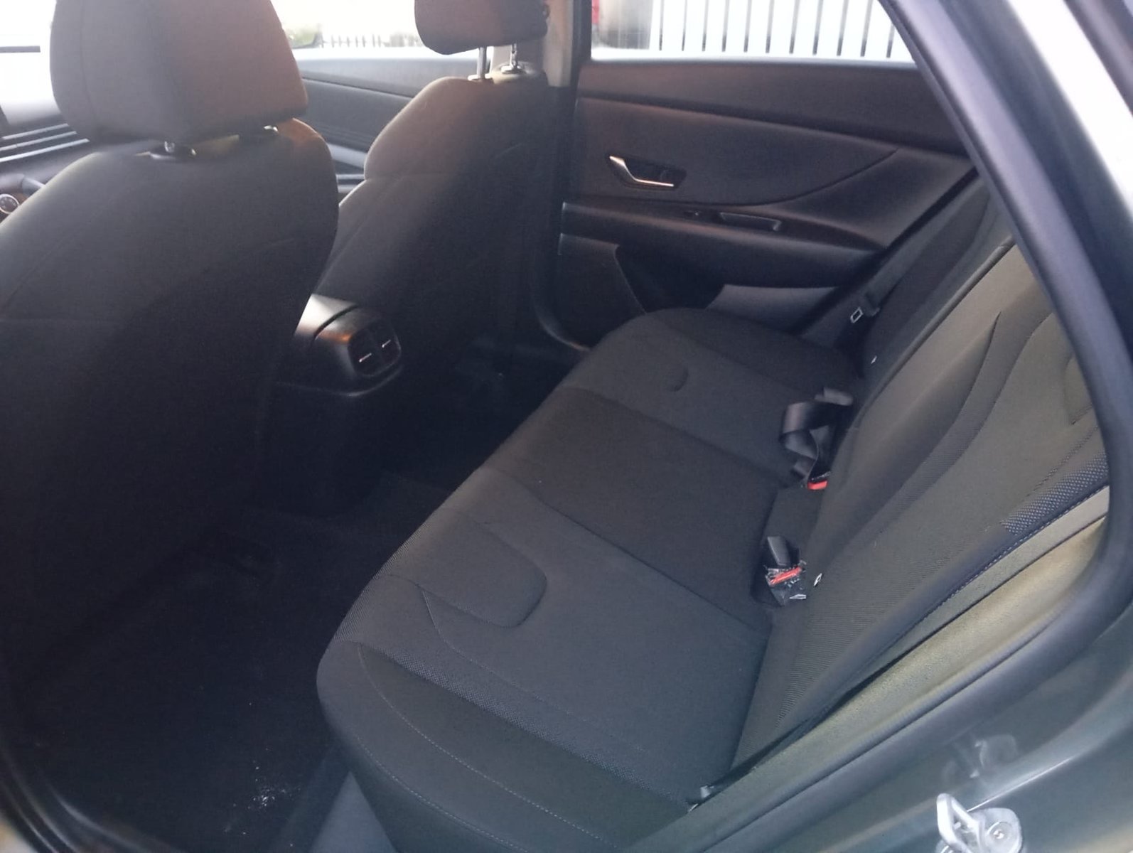 Hyundai ELANTRA CN7 1.6 2023 - Imagen 9 de 13