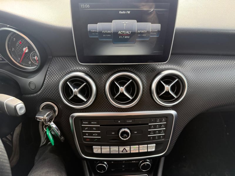 Mercedes-Benz A200 D 2017 - Imagen 15 de 20