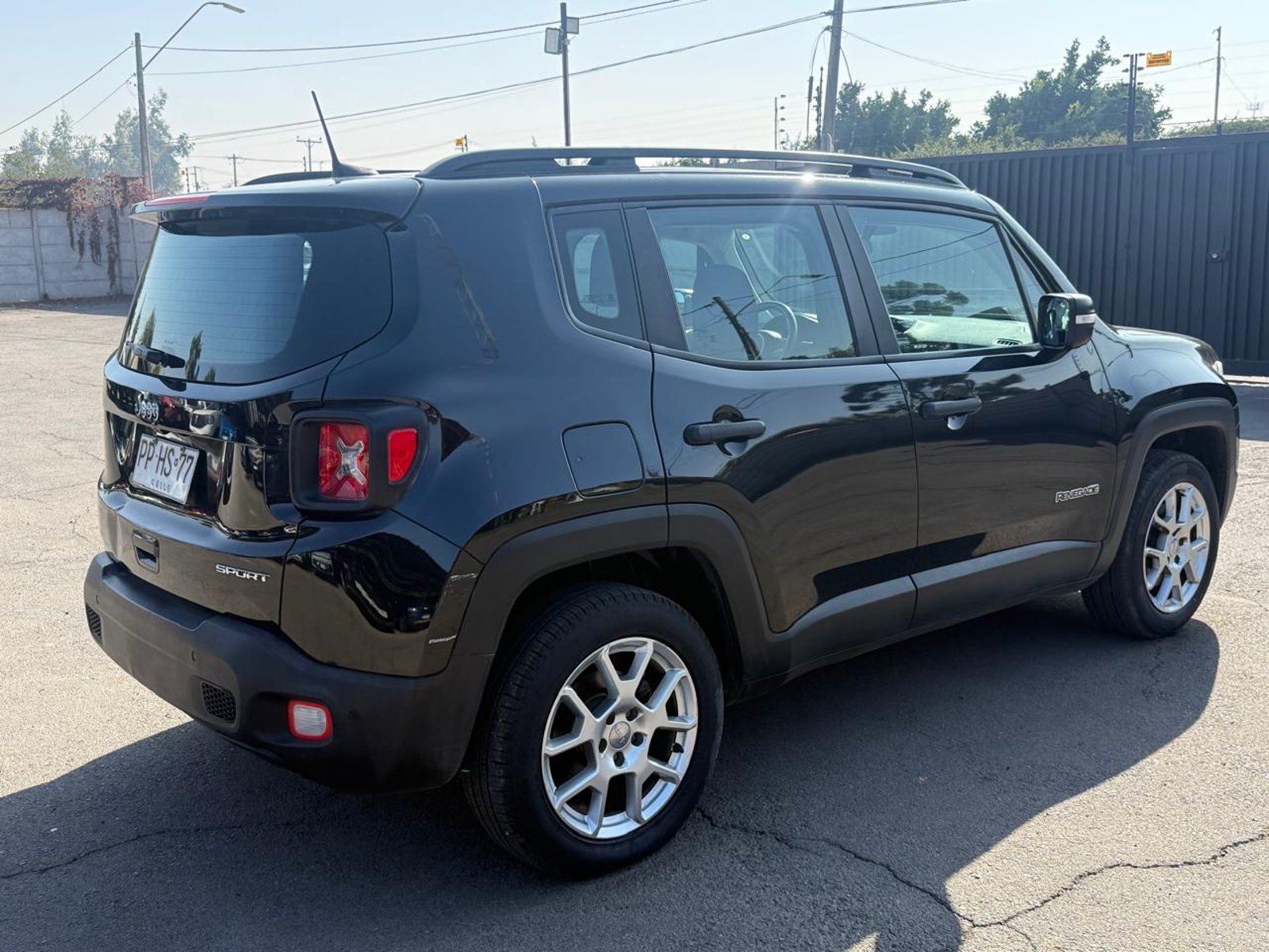 Jeep RENEGADE SPORT 1.8 2021 - Foto 5 de 20