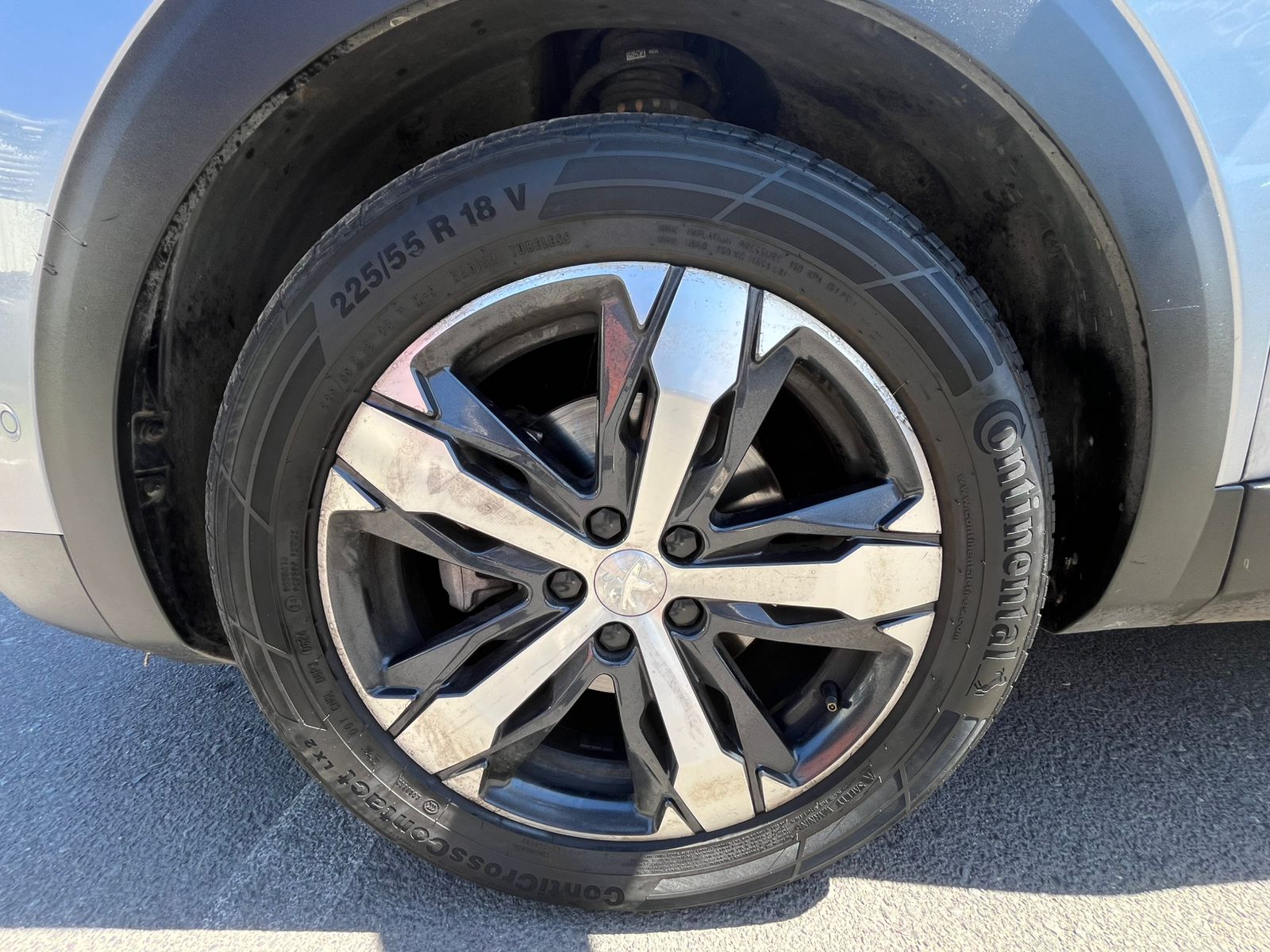 PEUGEOT 5008 BLUEHDI 130 1.5 AUT 2024 - Imagen 18 de 20