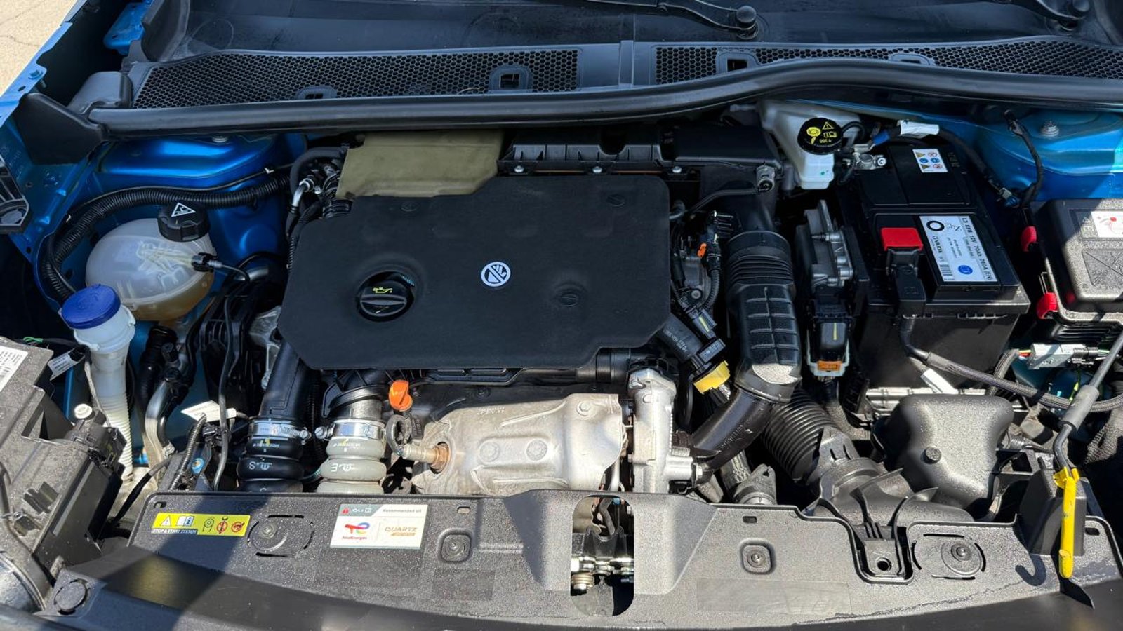 Peugeot 2008 BLUE HDI 130 EAT8 1.5 AUT 2024 - Imagen 9 de 20