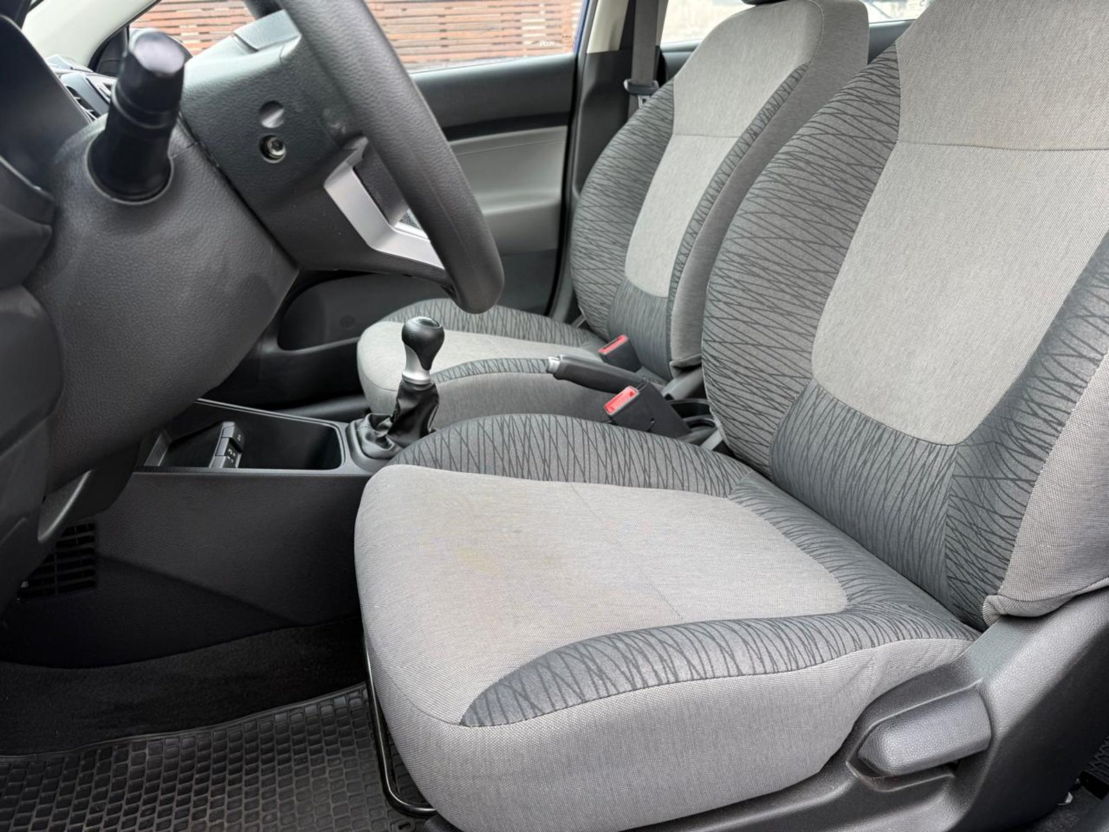 Kia SOLUTO MPI 1.4 2025 - Imagen 10 de 20