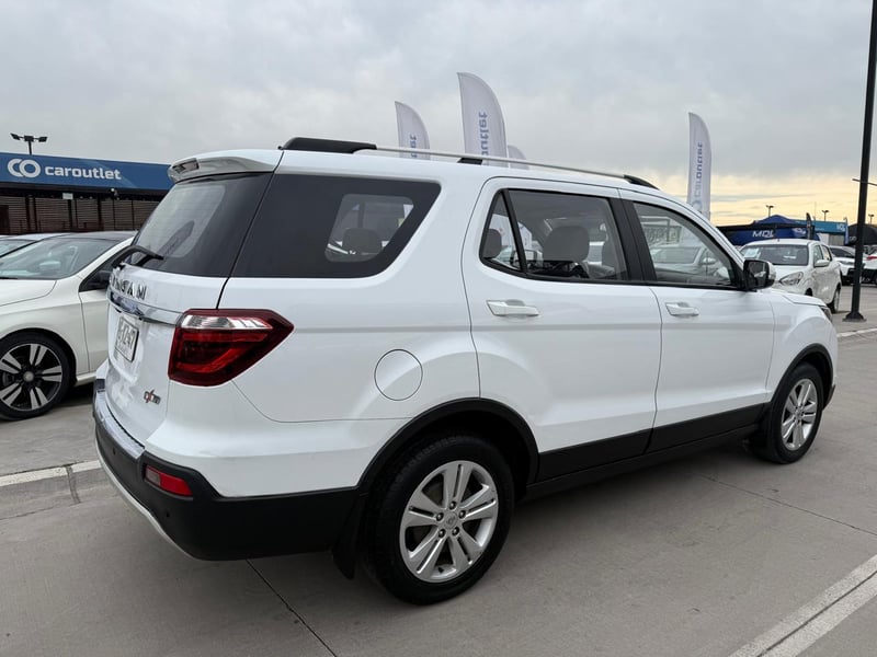 Changan CX70 OTTO 1.6 2019 - Imagen 5 de 20