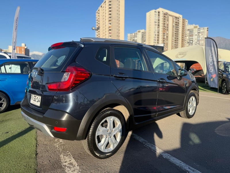Honda WR V LX 1.5 AUT 2022 - Imagen 5 de 20