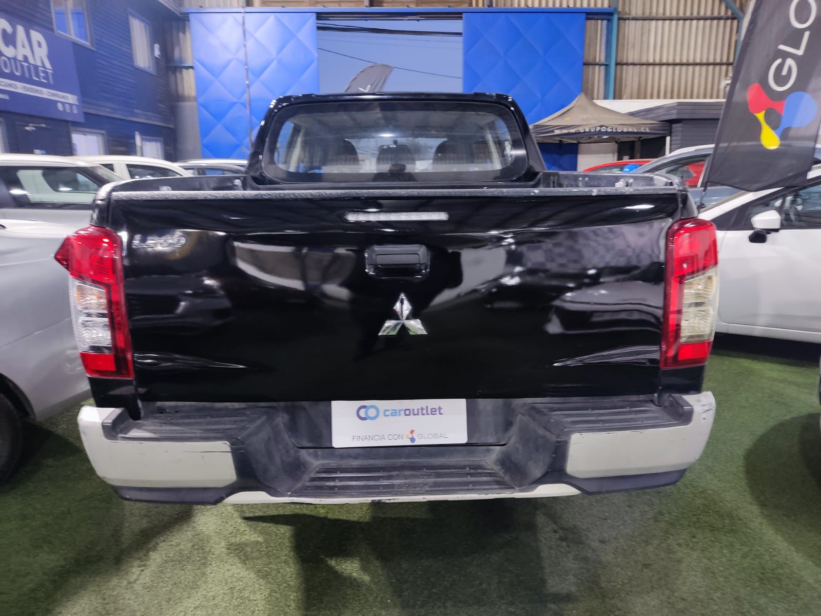 Mitsubishi L200 WORK 2.2 2024 - Foto 3 de 12