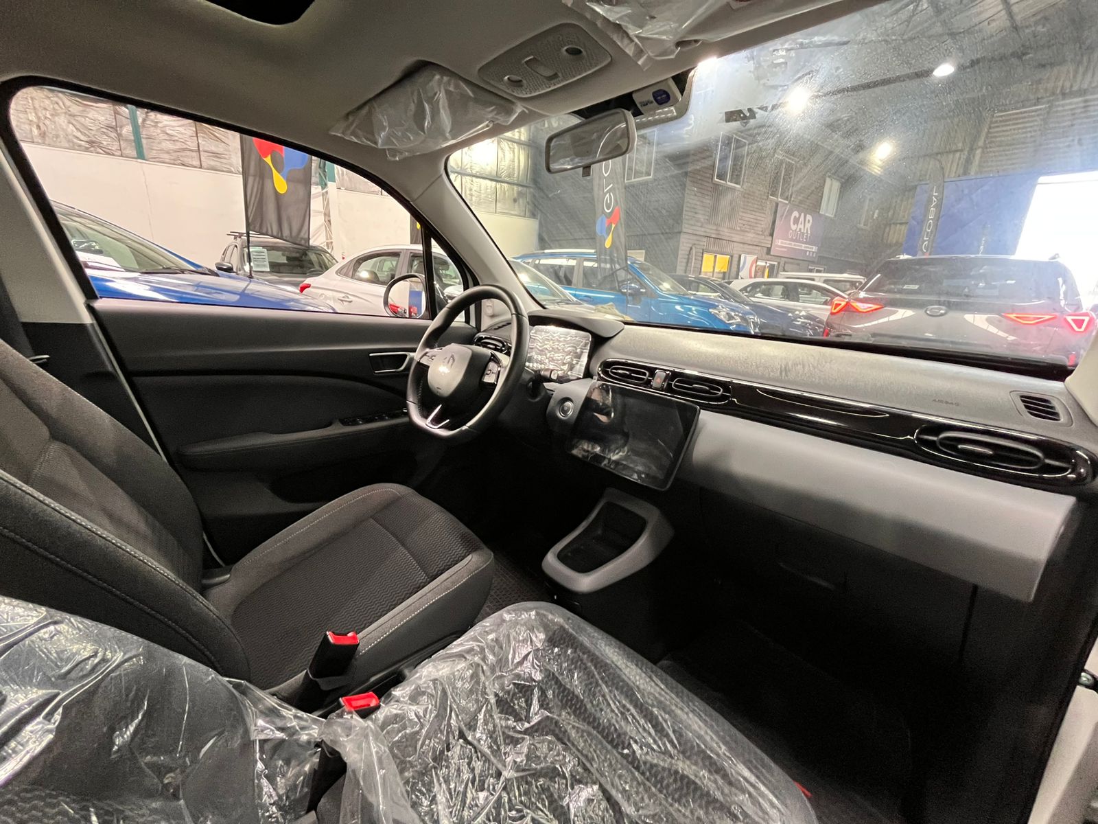 LEAPMOTOR T03 LUXURY 2024 - Imagen 7 de 11