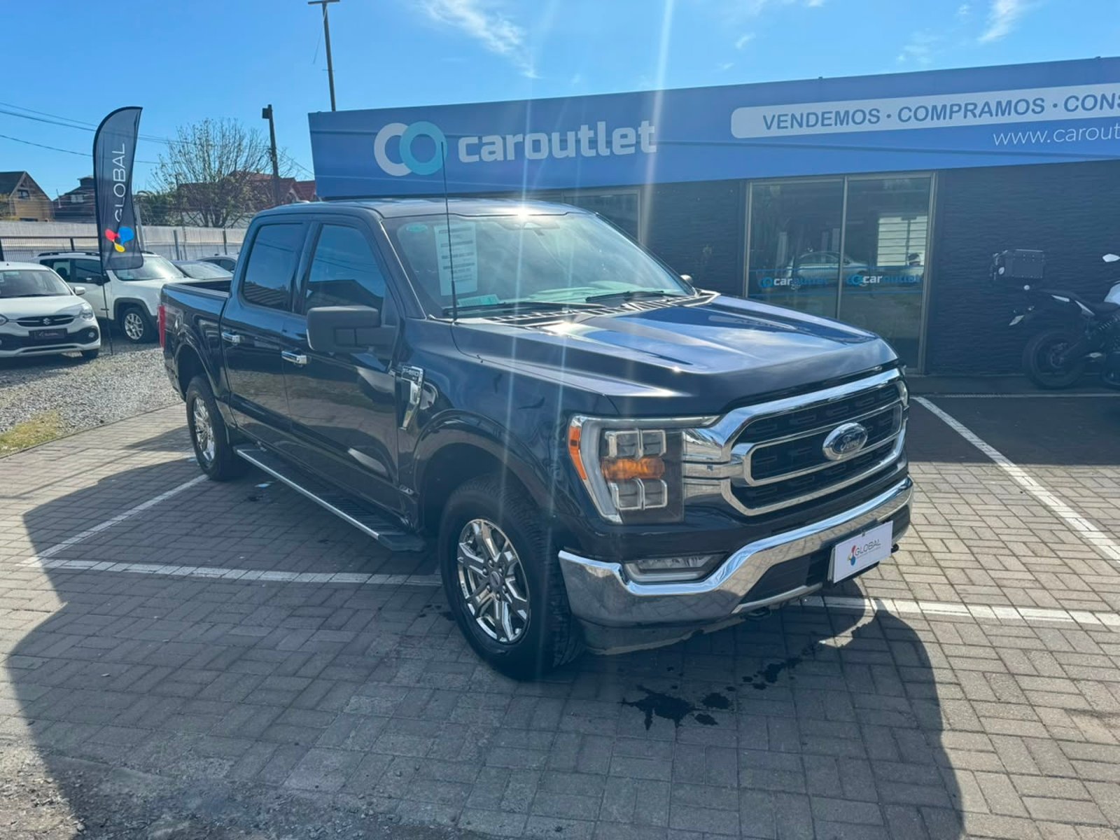 Ford F150 XLT 4X4 5.0 AUT 2024 - Foto 5 de 11