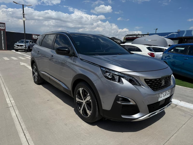 Peugeot 5008 GT LINE 1.6 AUT 2018 - Imagen 7 de 20