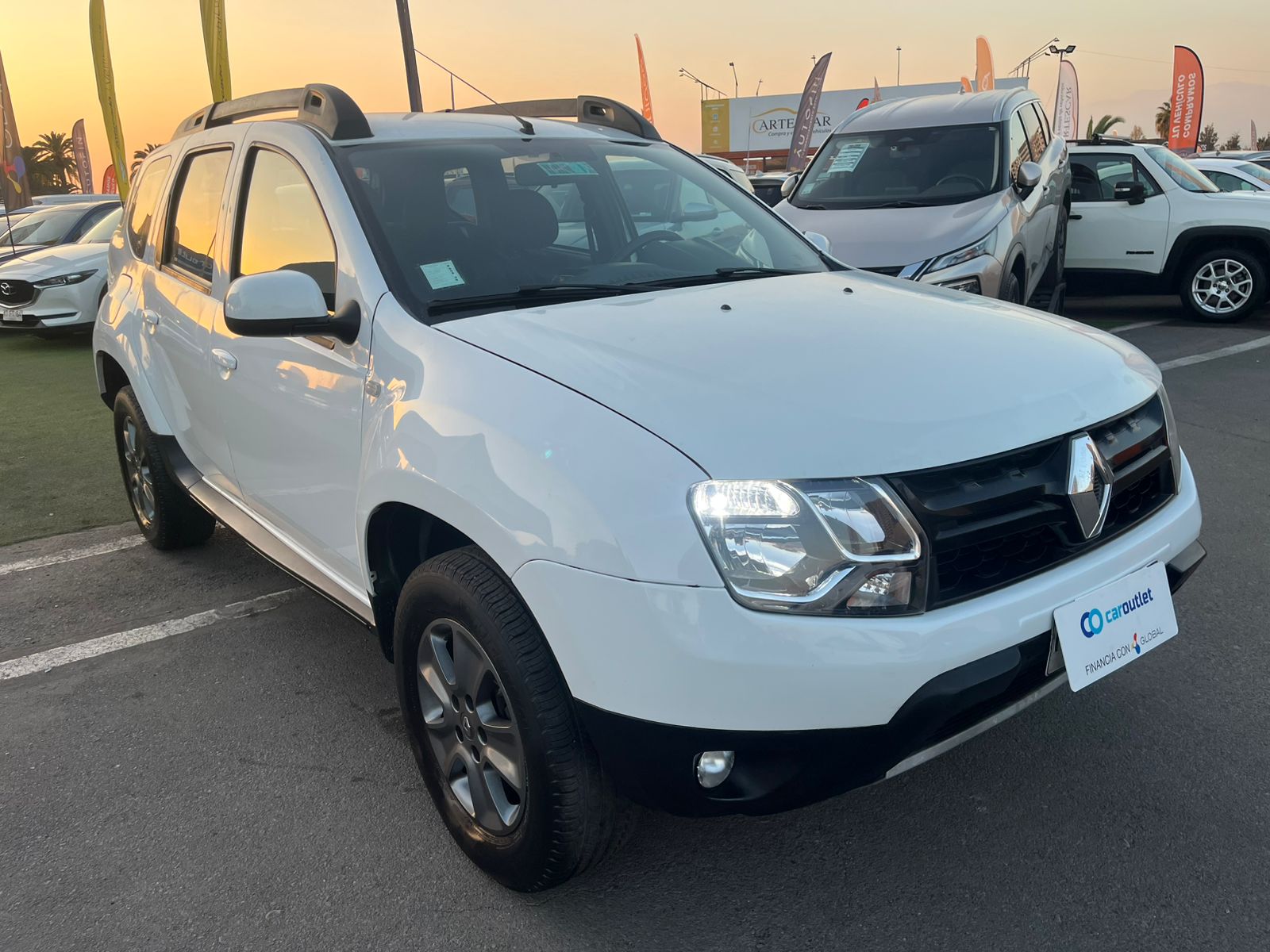 Renault DUSTER ZEN 1.6 2018 - Imagen 7 de 18