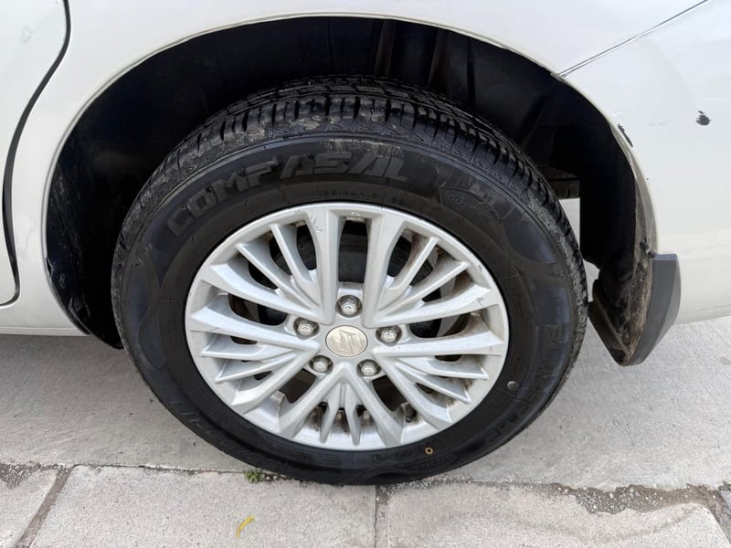 Suzuki ERTIGA GLX 1.5 2020 - Imagen 19 de 20