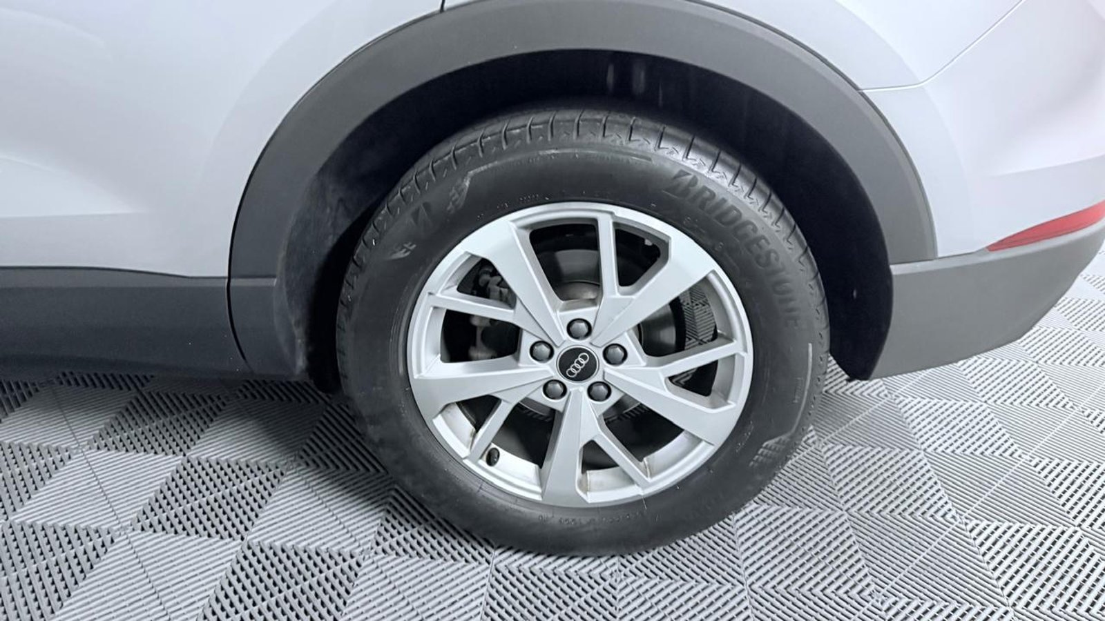Audi Q3 35 TFSI 1.4 AT 2024 - Imagen 19 de 20