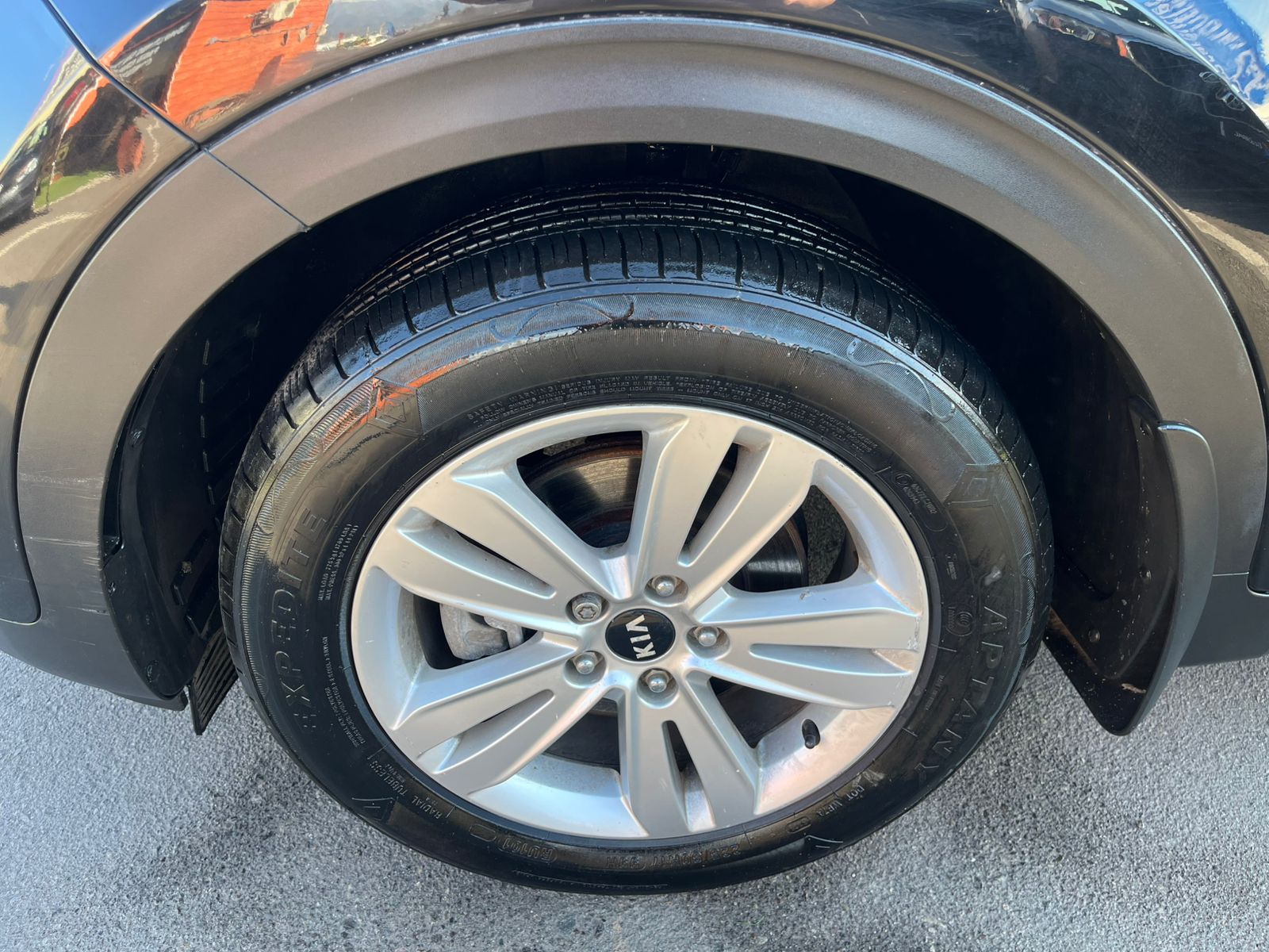 Kia SPORTAGE LX 2.0 2018 - Imagen 17 de 19