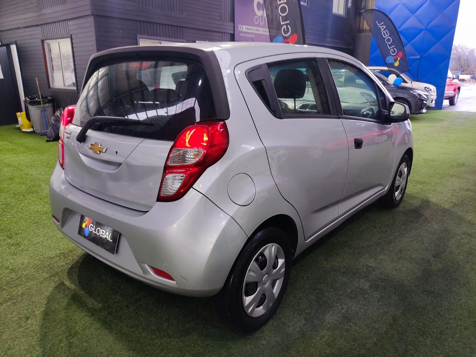 Chevrolet SPARK GT HB 1.2 MT LT 2021 - Foto 5 de 13
